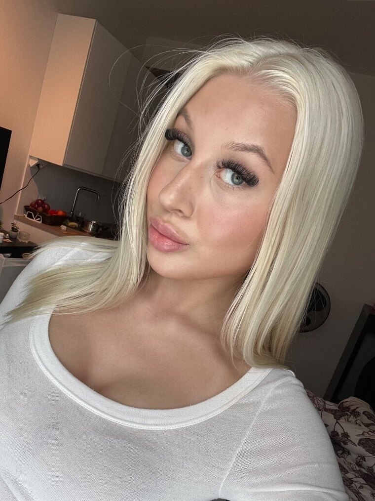 Aurora.aasa - suomalainen OnlyFans-tekijä