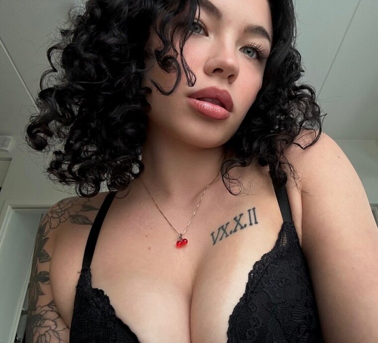 Maddy – suomalainen OnlyFans-tekijä