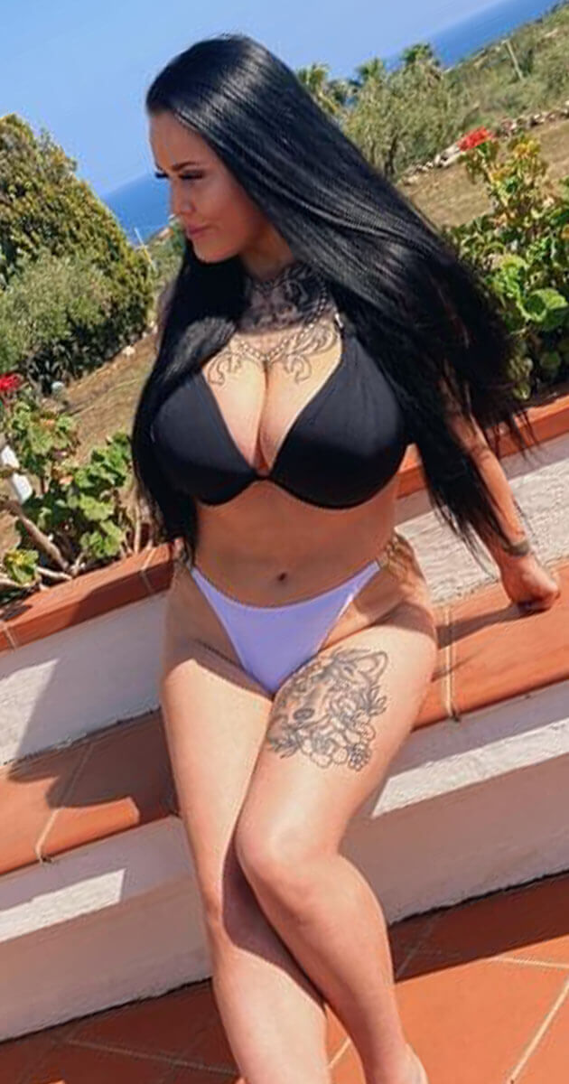 Janitakarolin - suomalainen OnlyFans-tekijä