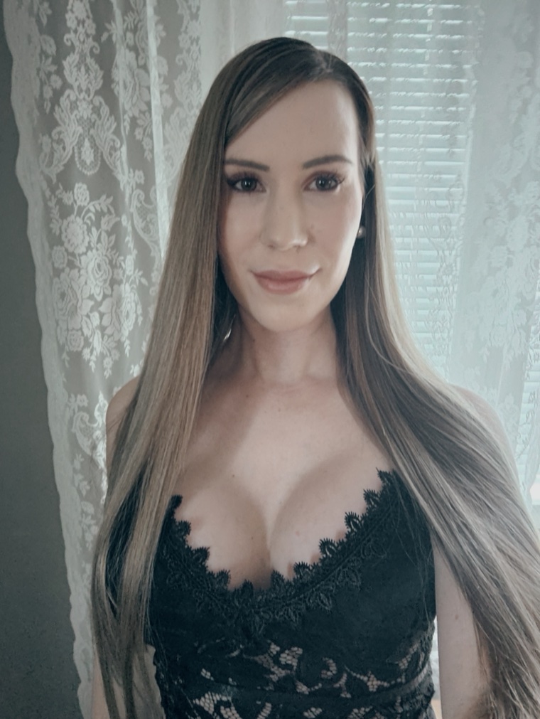 Jonna – suomalainen OnlyFans-tekijä
