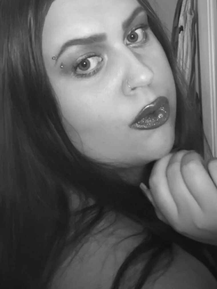 Anni - suomalainen OnlyFans-tekijä